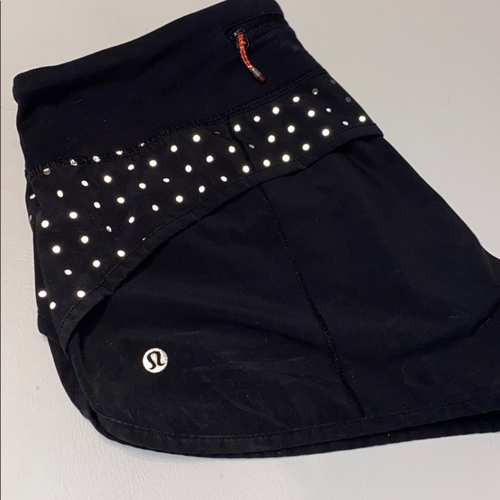 🚫SOLD🚫 Lululemon Black Reflective Dot Speeds - Picture 1 of 5